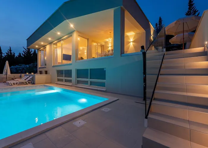 Villa Luxury Mara Ondo 35m2 Pool Sauna Starigrad Paklenica