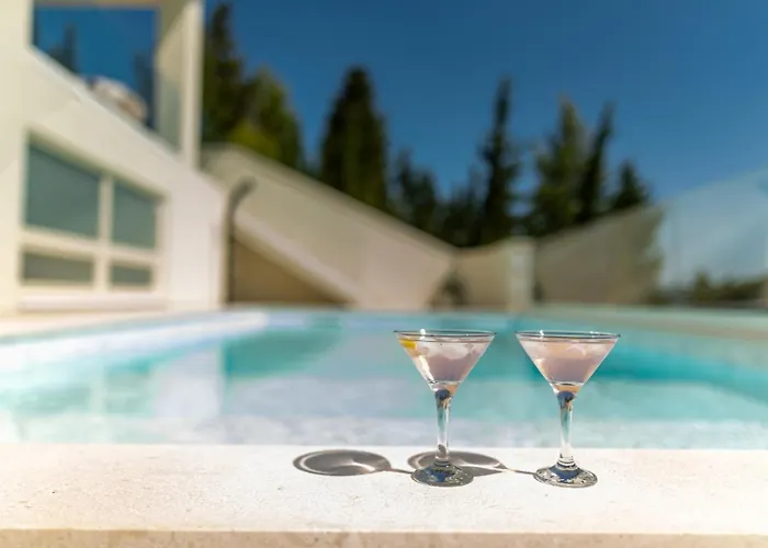 Luxury Mara Ondo 35m2 Pool Sauna * Starigrad Paklenica