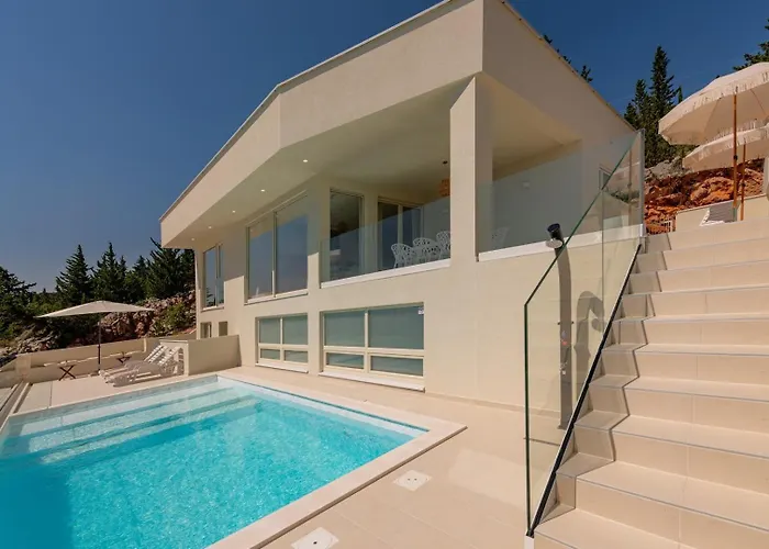 Villa Luxury Mara Ondo 35m2 Pool Sauna *