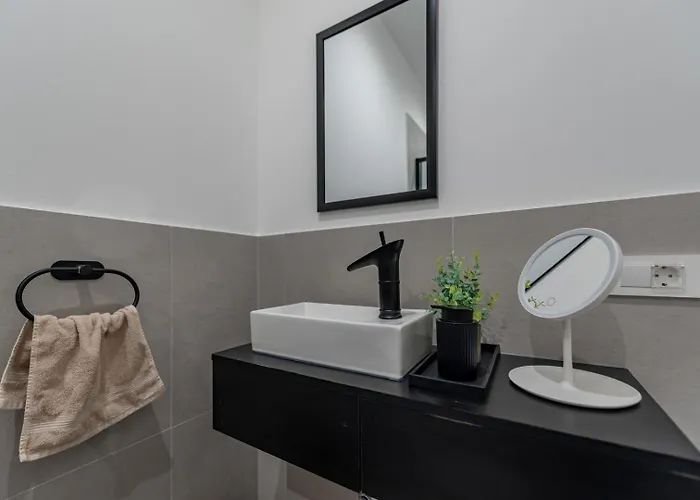 Luxury Mara Ondo 35m2 Pool Sauna * Starigrad Paklenica