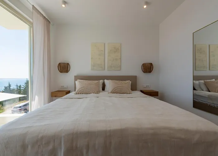 Luxury Mara Ondo 35m2 Pool Sauna Villa *