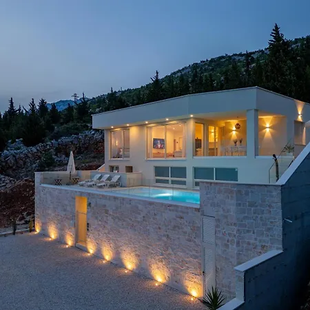 Βίλα Luxury Mara Ondo 35m2 Pool Sauna *