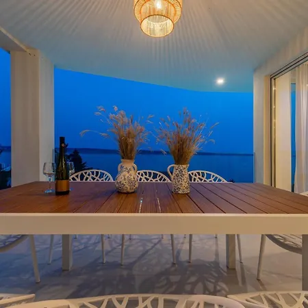 Βίλα Luxury Mara Ondo 35m2 Pool Sauna Starigrad Paklenica