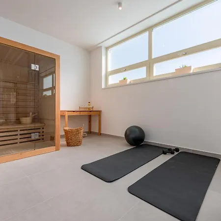 Βίλα Luxury Mara Ondo 35m2 Pool Sauna Starigrad Paklenica